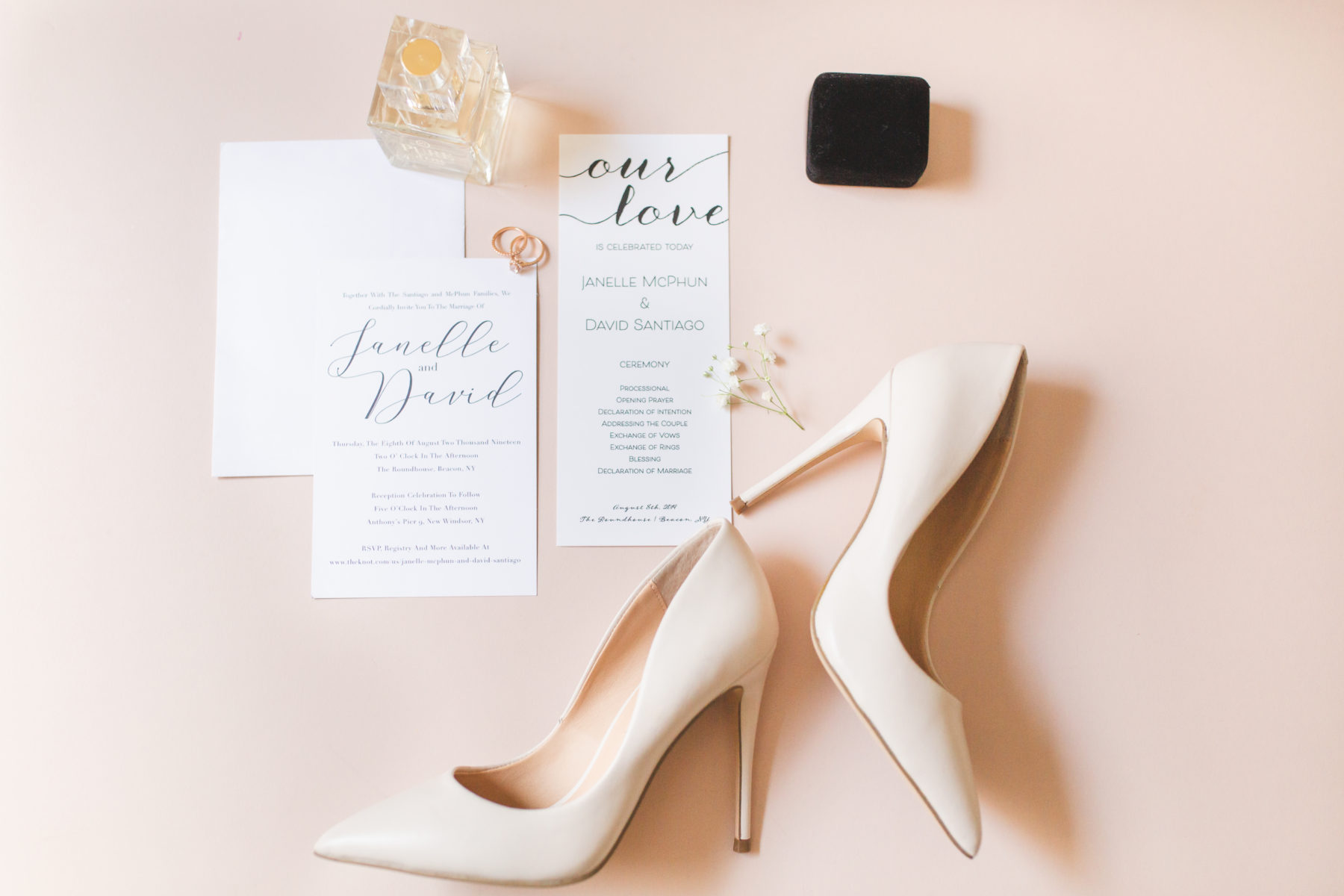 Flat lay inspiration for your wedding in Boise Idaho picture taken by Miranda Renee Photography