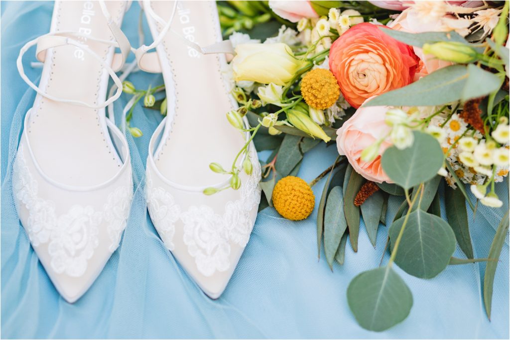 bella belle shoes and bridal bouquet
